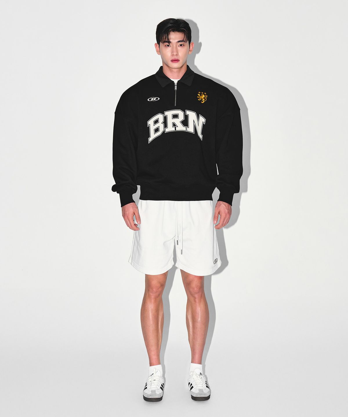 본투윈(BORN TO WIN) BRN ARCH HALF ZIP UP SWEATSHIRTS [BLACK]