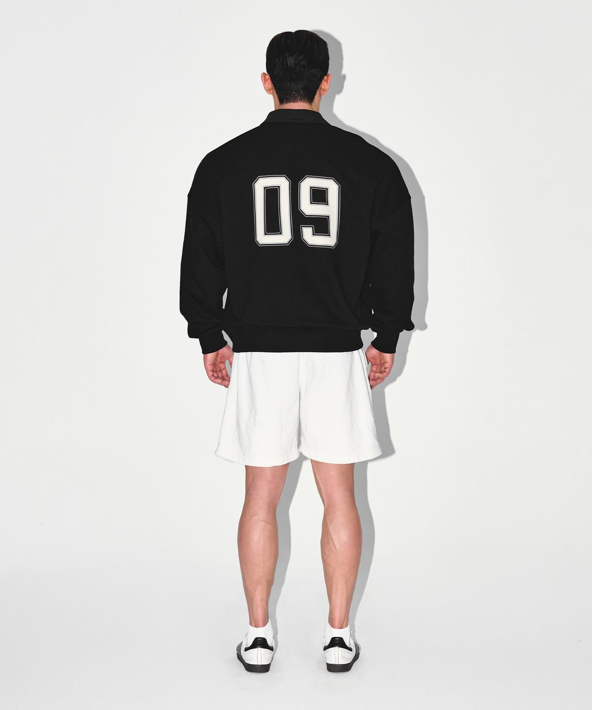 본투윈(BORN TO WIN) BRN ARCH HALF ZIP UP SWEATSHIRTS [BLACK]