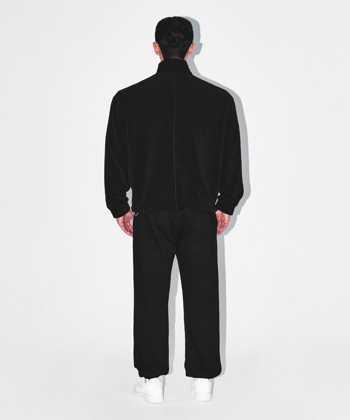 본투윈(BORN TO WIN) CHROME B FLEECE JACKET [BLACK]