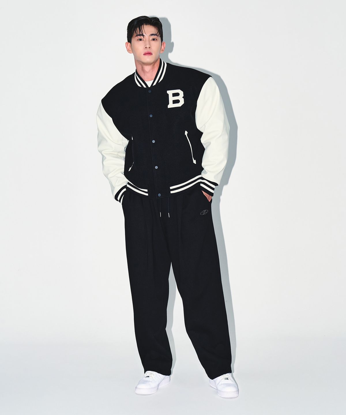 본투윈(BORN TO WIN) ATHLETIC VARSITY QUILTED JACKET [BLACK]