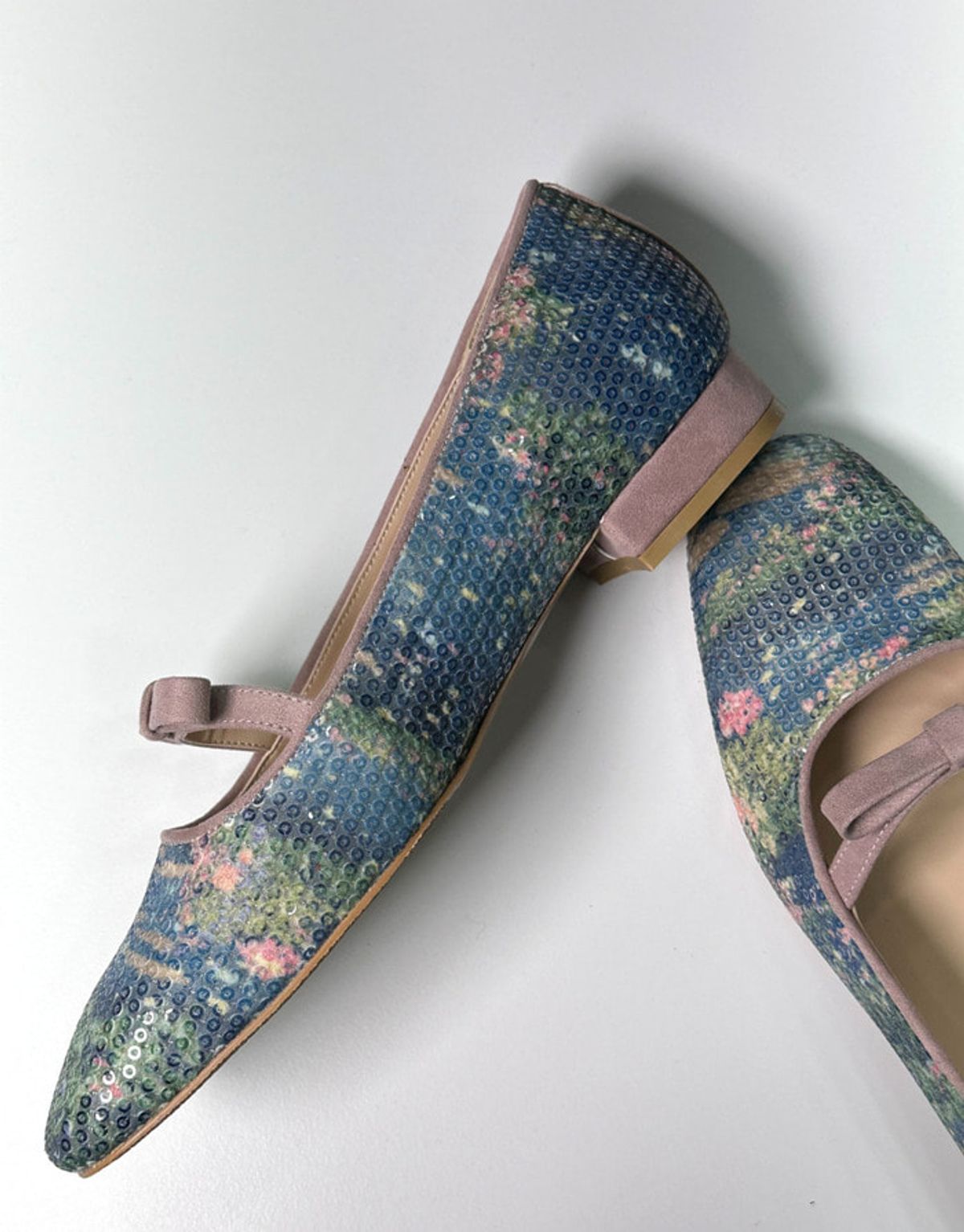인더발코니(IN THE BALCONY) 25 FW Anemira Monet Garden Edition 2cm