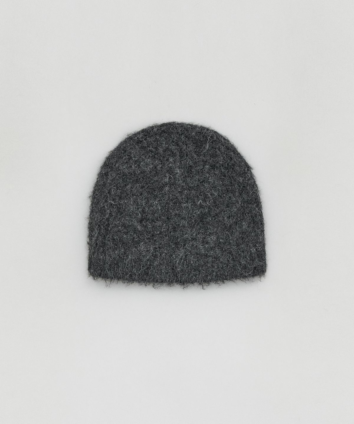 로우타이드(LOW TIDE) FLUFFY KNIT BEANIE [CHARCOAL]