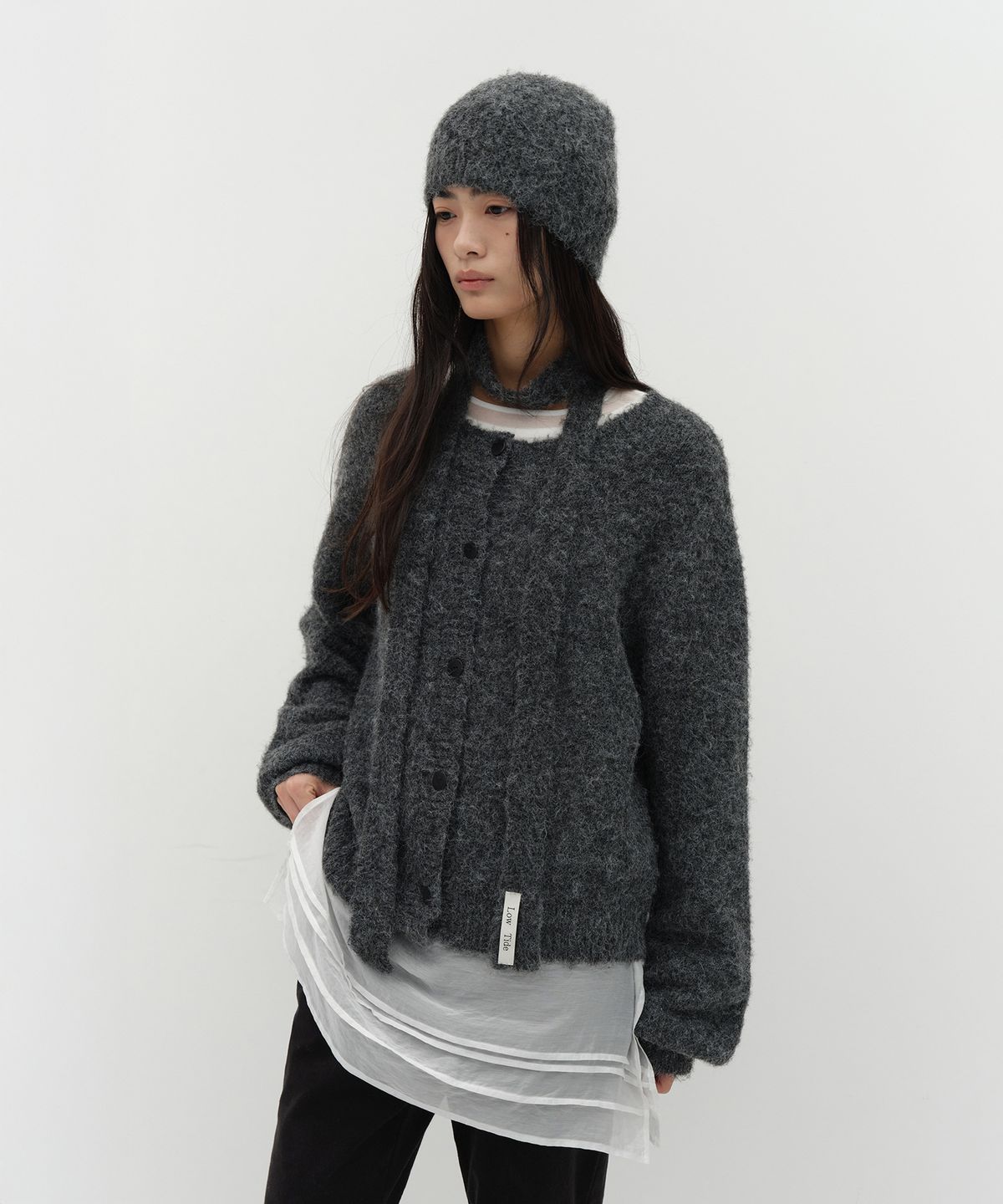 로우타이드(LOW TIDE) FLUFFY KNIT BEANIE [CHARCOAL]