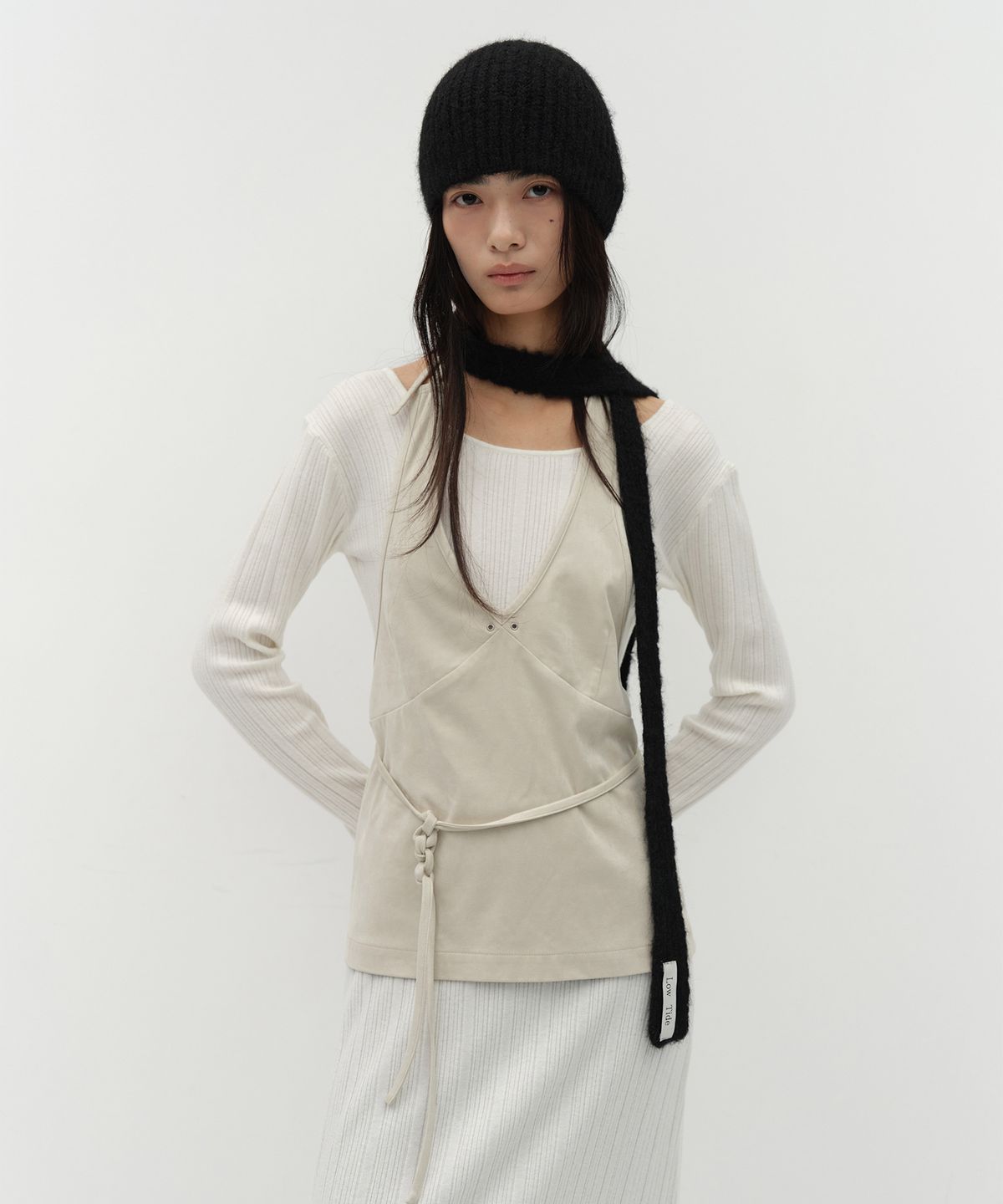 로우타이드(LOW TIDE) FLUFFY KNIT SCARF [BLACK]