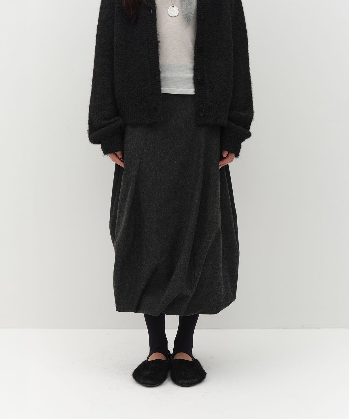 로우타이드(LOW TIDE) WOOL BALLOON SKIRT [CHARCOAL]