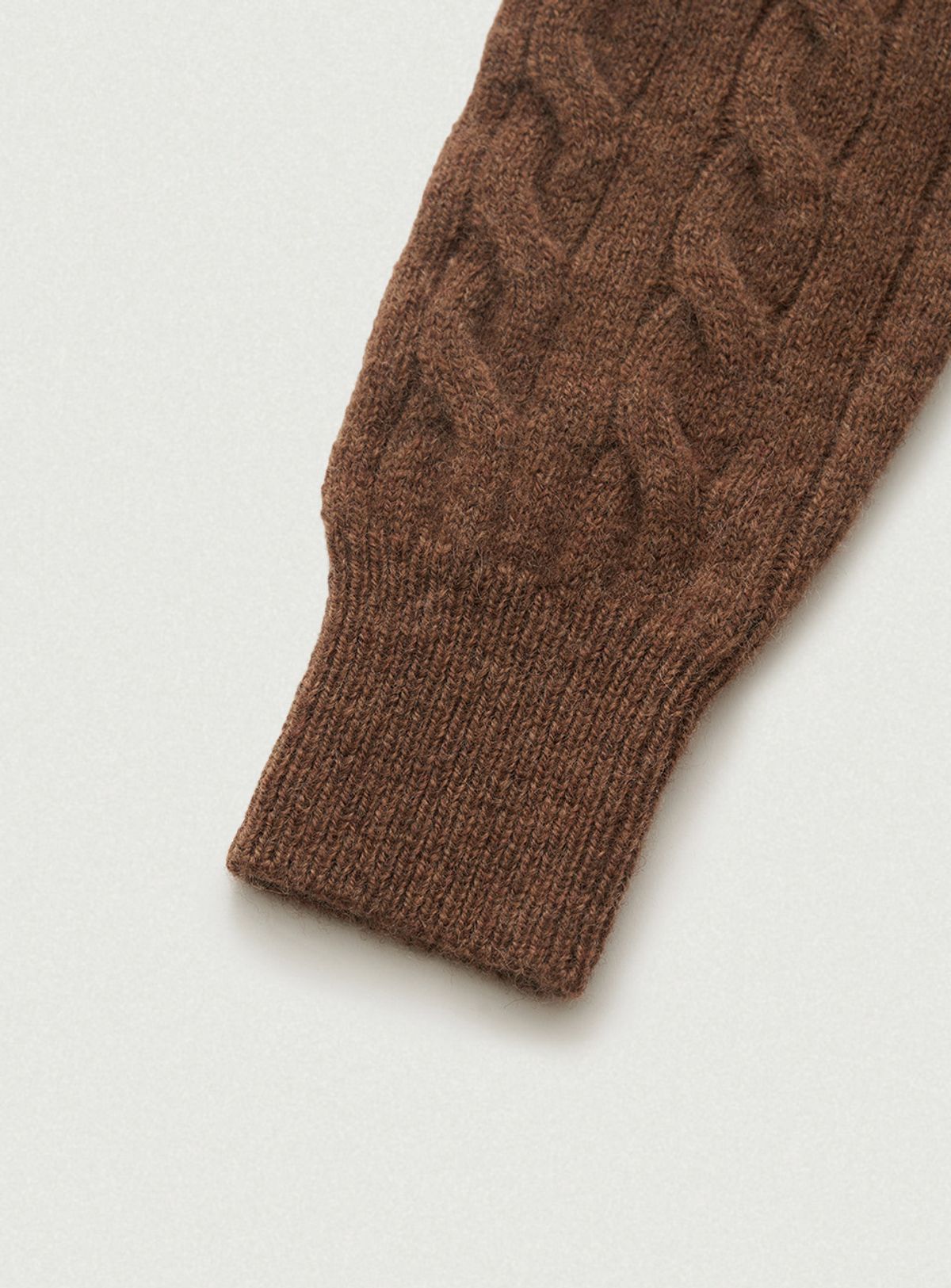 더바넷(THEBARNNET) Eden Cable Cardigan_Brown