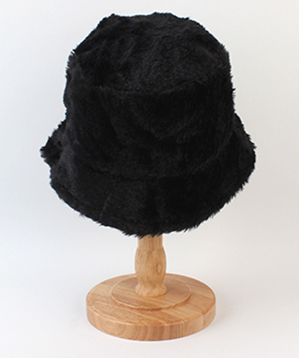 유니버셜 케미스트리(UNIVERSAL CHEMISTRY) Bubble Fur Black Bucket Hat 버킷햇