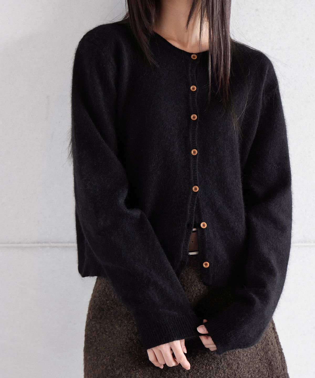 런던다다(LONDONDADA) WOOL ANGORA BLENDED PENDANT CARDIGAN, BLACK