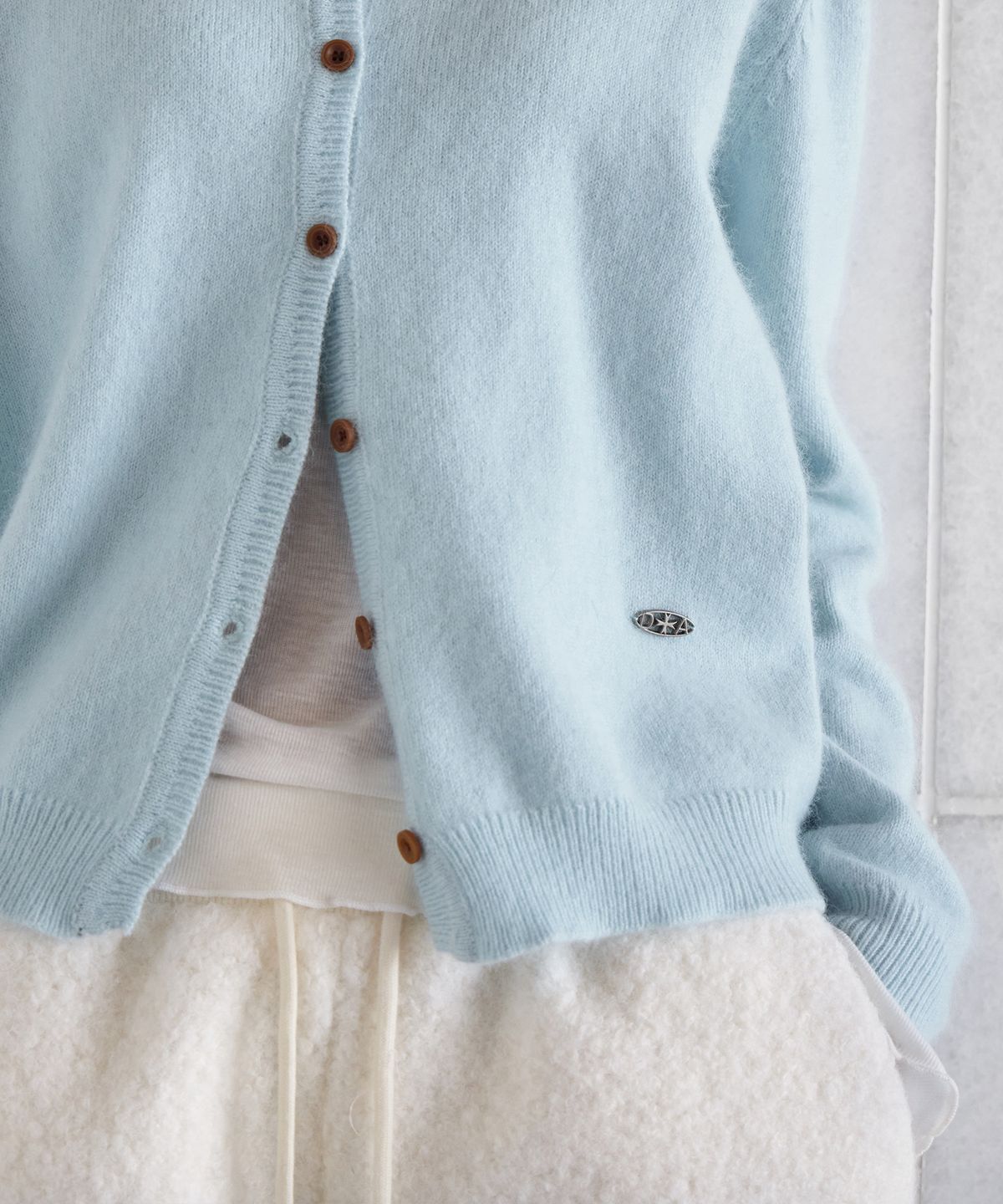 런던다다(LONDONDADA) WOOL ANGORA BLENDED PENDANT CARDIGAN, SORA