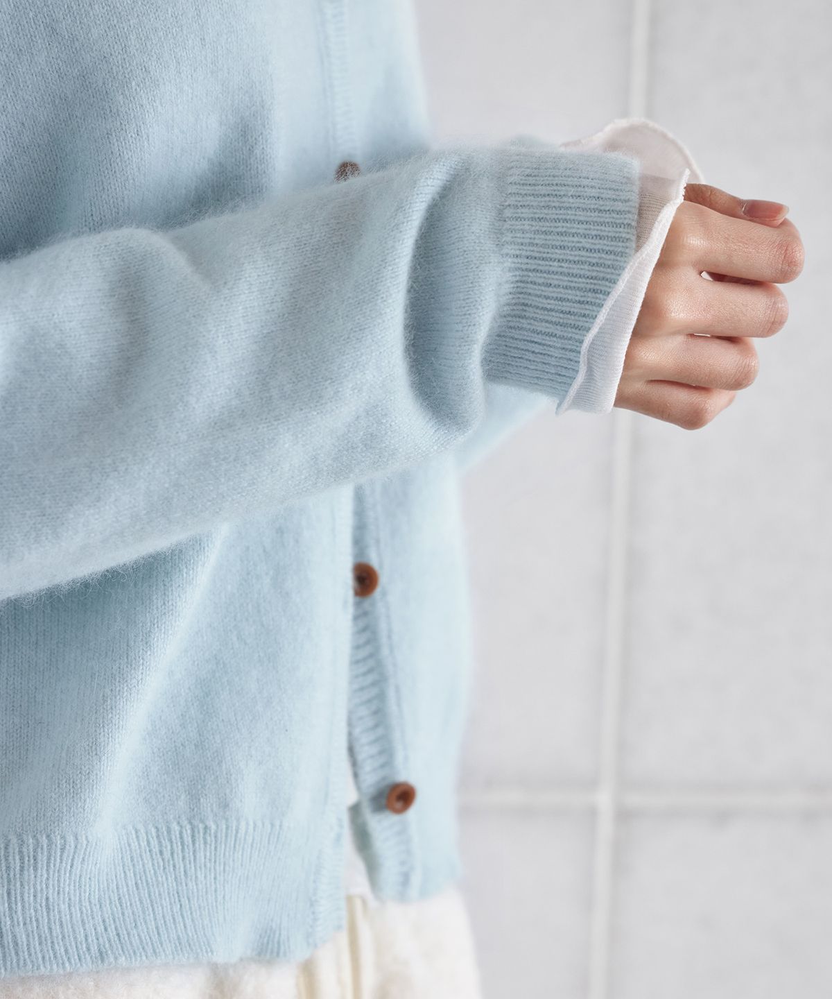 런던다다(LONDONDADA) WOOL ANGORA BLENDED PENDANT CARDIGAN, SORA