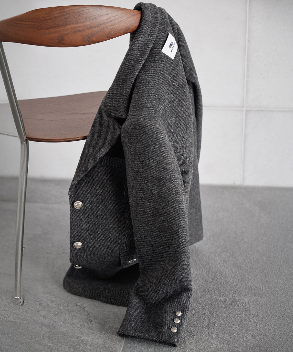런던다다(LONDONDADA) OVERSIZED FIT PENDANT SINGLE WOOL JACKET, CHARCOAL