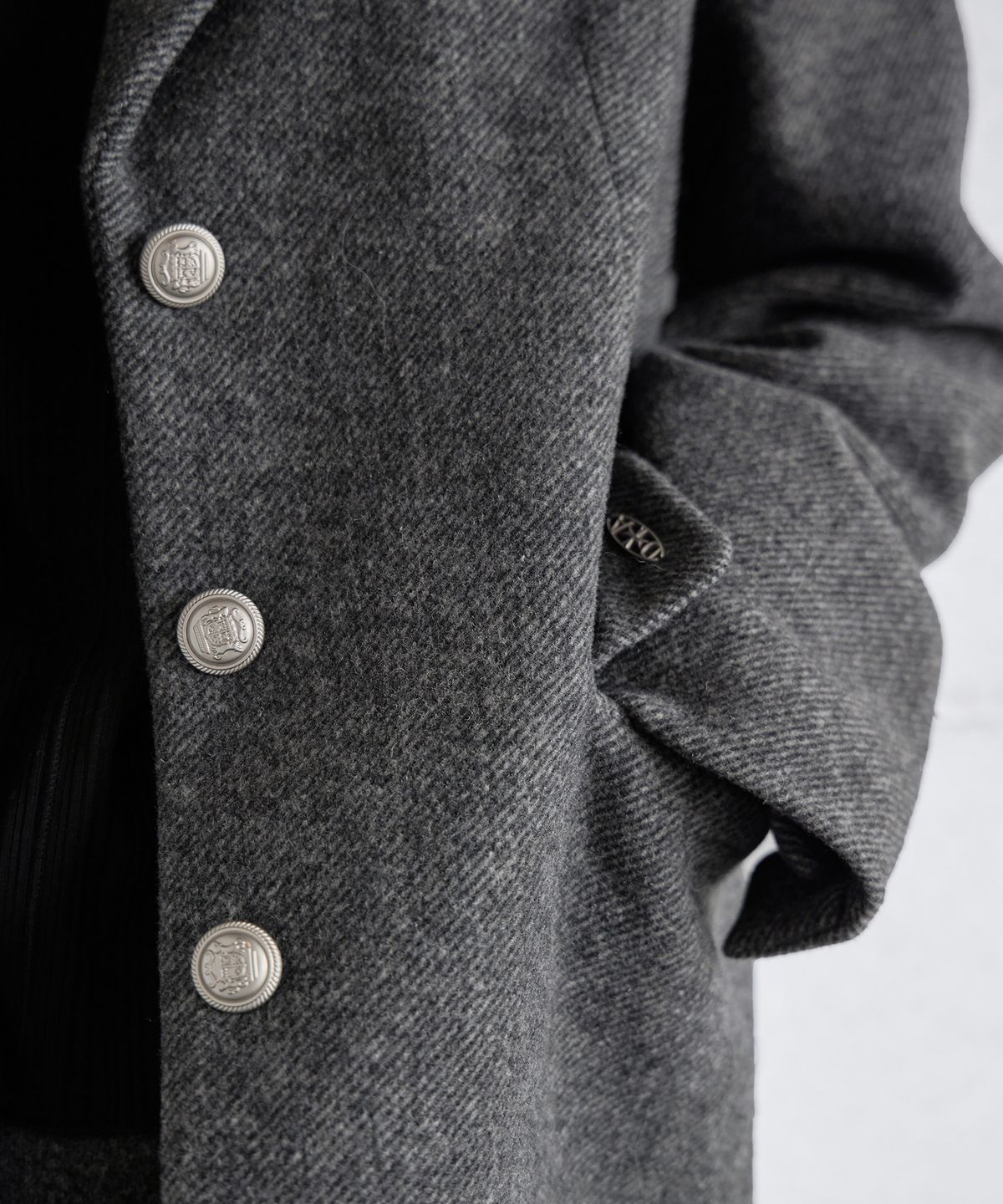 런던다다(LONDONDADA) OVERSIZED FIT PENDANT SINGLE WOOL JACKET, CHARCOAL