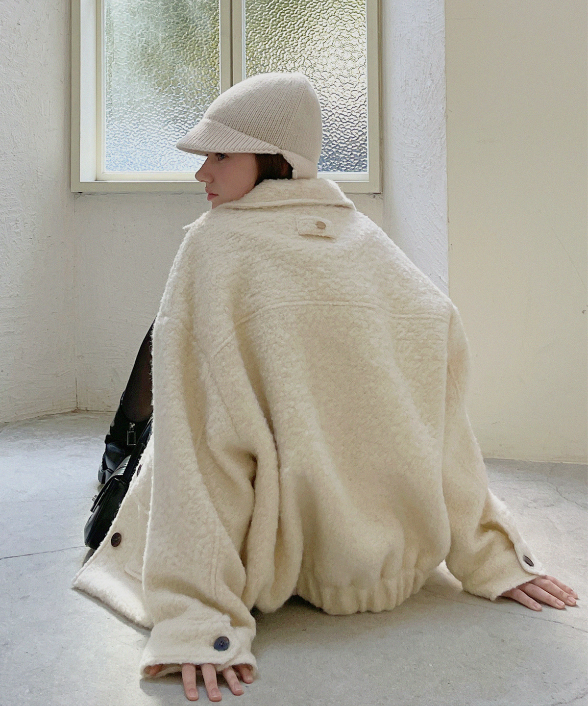슬로우롤리(SLOWLOLLI) Soft breeze boucle coat_2 Colors