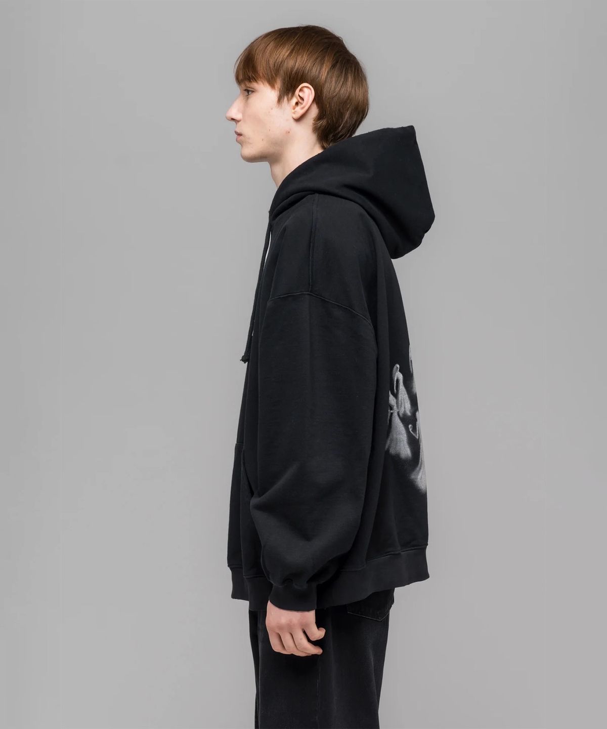 032씨(032C) (U) 헨젤 앤 그레텔 오버사이즈드 후디 워시드 블랙 HANSEL AND GRETEL OVERSIZED HOODIE WASHED BLACK