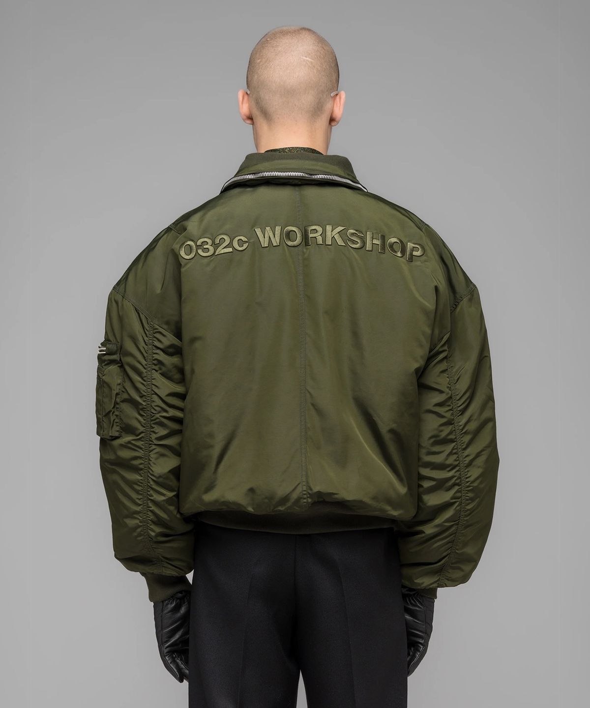 032씨(032C) (U) 헌팅 봄버 올리브 그린 HUNTING BOMBER OLIVE GREEN