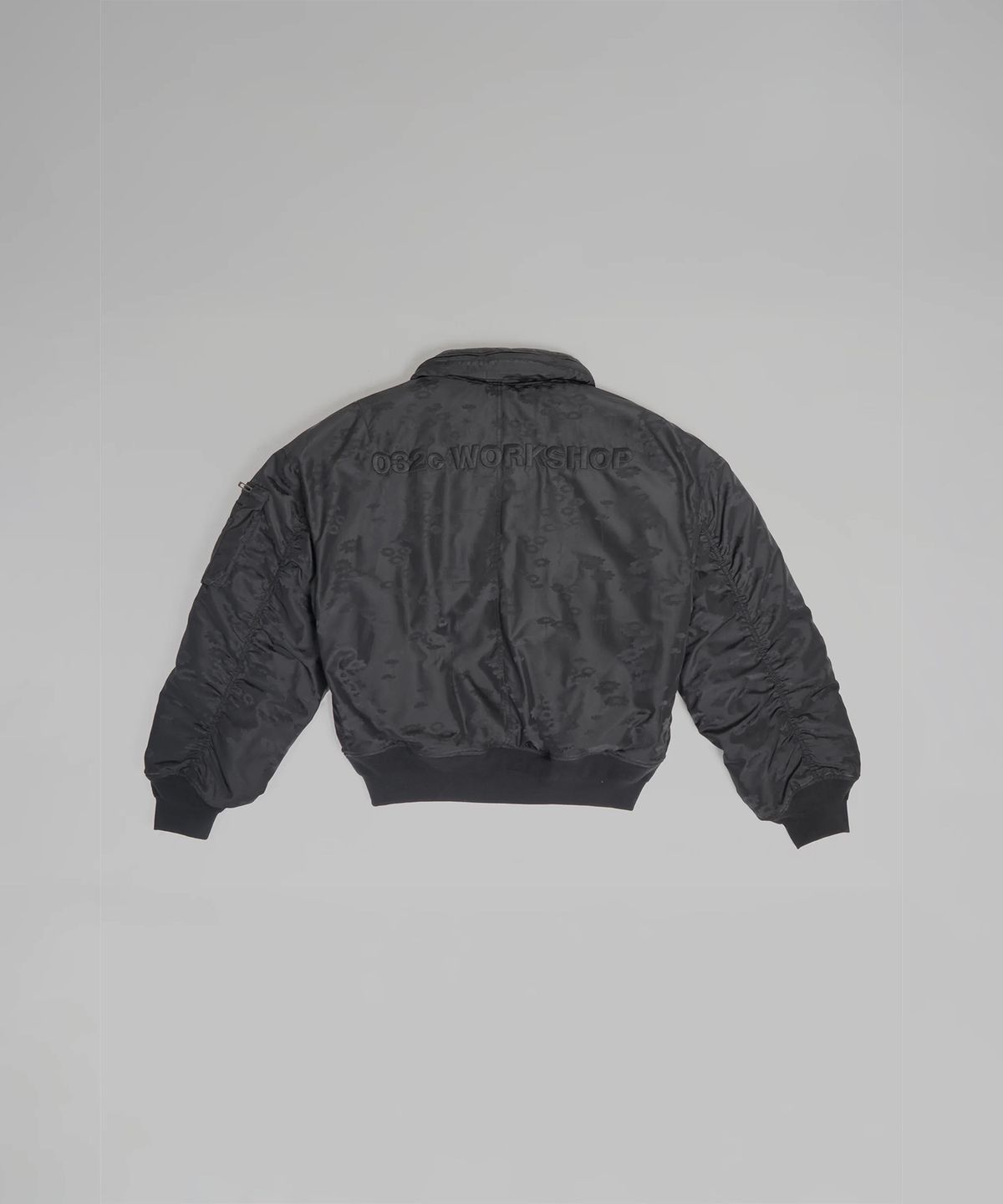 032씨(032C) (U) 멜팅 데이지 봄버 블랙 플라워 MELTING DAISIES BOMBER BLACK FLOWERS