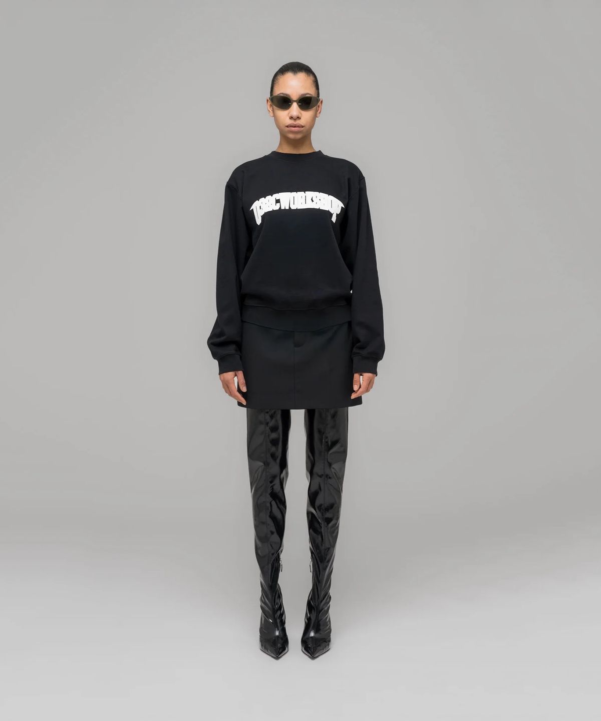 032씨(032C) (U) 원 달러 빌 크루넥 워시드 블랙 ONE DOLLAR BILL CREWNECK WASHED BLACK