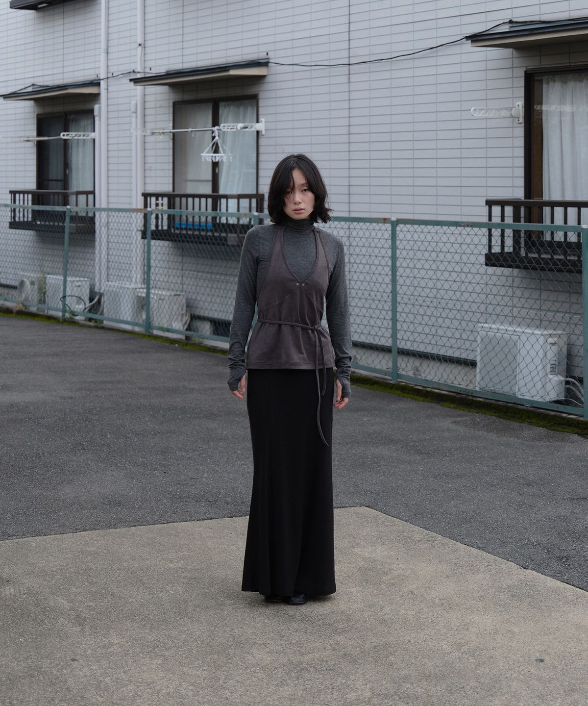 로우타이드(LOW TIDE) ANGORA TURTLENECK WARMER TOP [CHARCOAL]