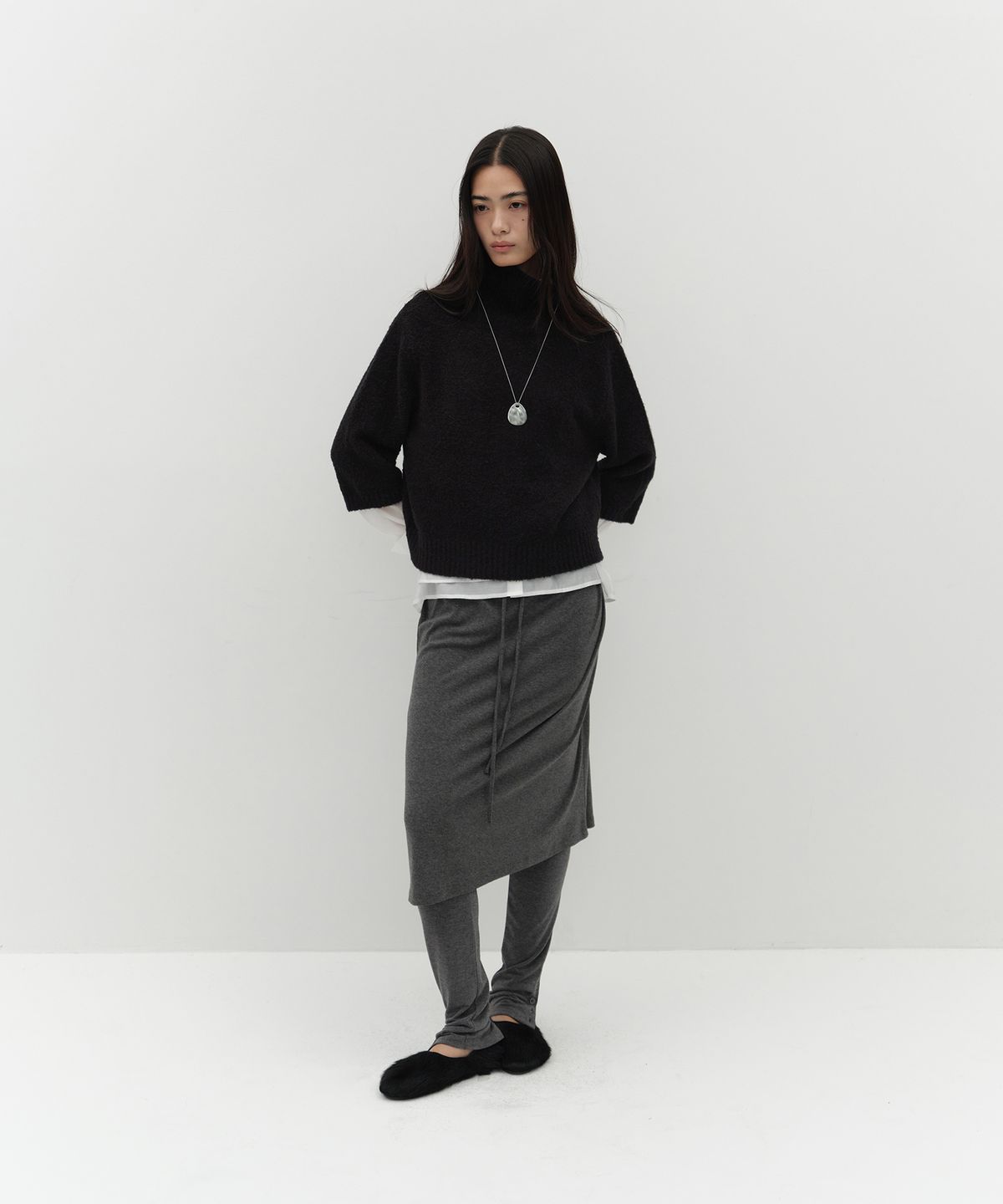 로우타이드(LOW TIDE) BOUCLE TURTLENECK KNIT [BLACK]