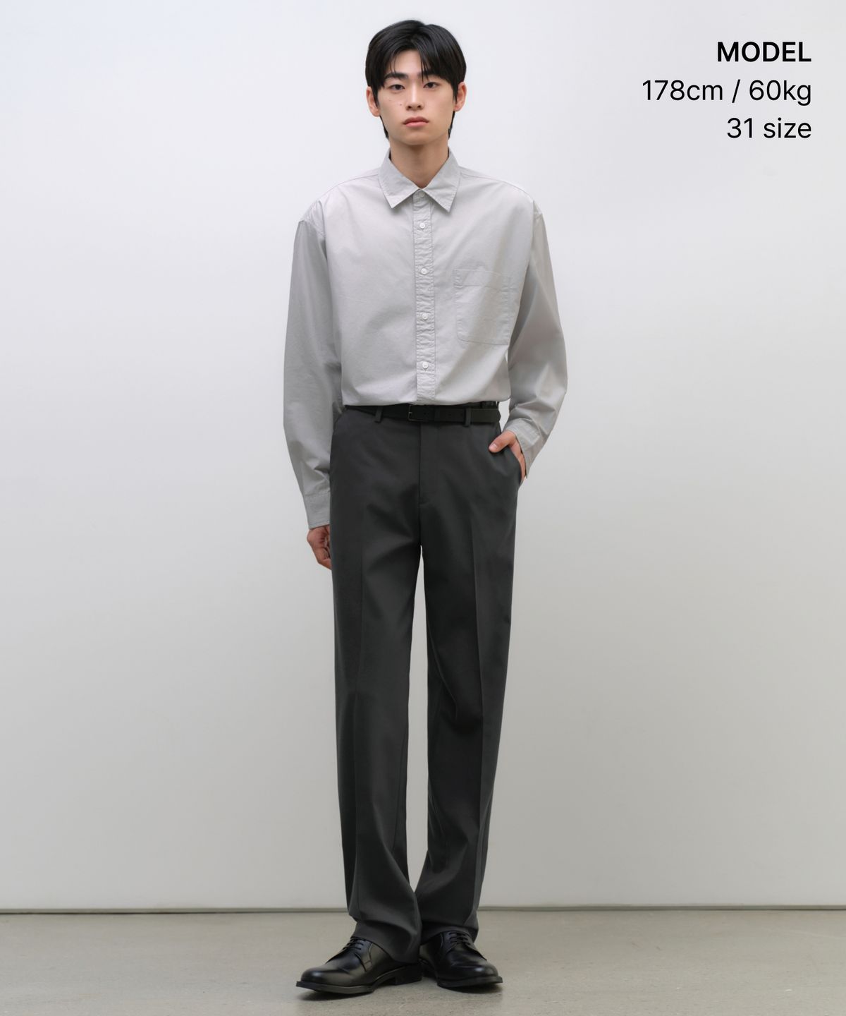 무신사 스탠다드(MUSINSA STANDARD) 휩코드 스트레이트 히든 밴딩 슬랙스 [그레이]