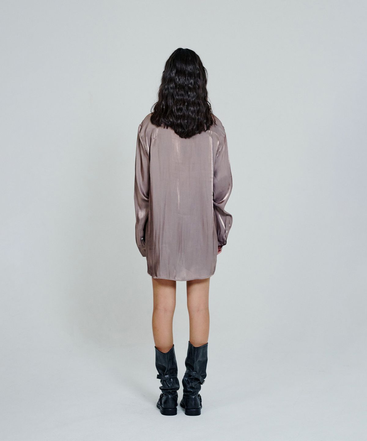더애틋(THE AÉTUT) Glow Satin Shirt_Gold