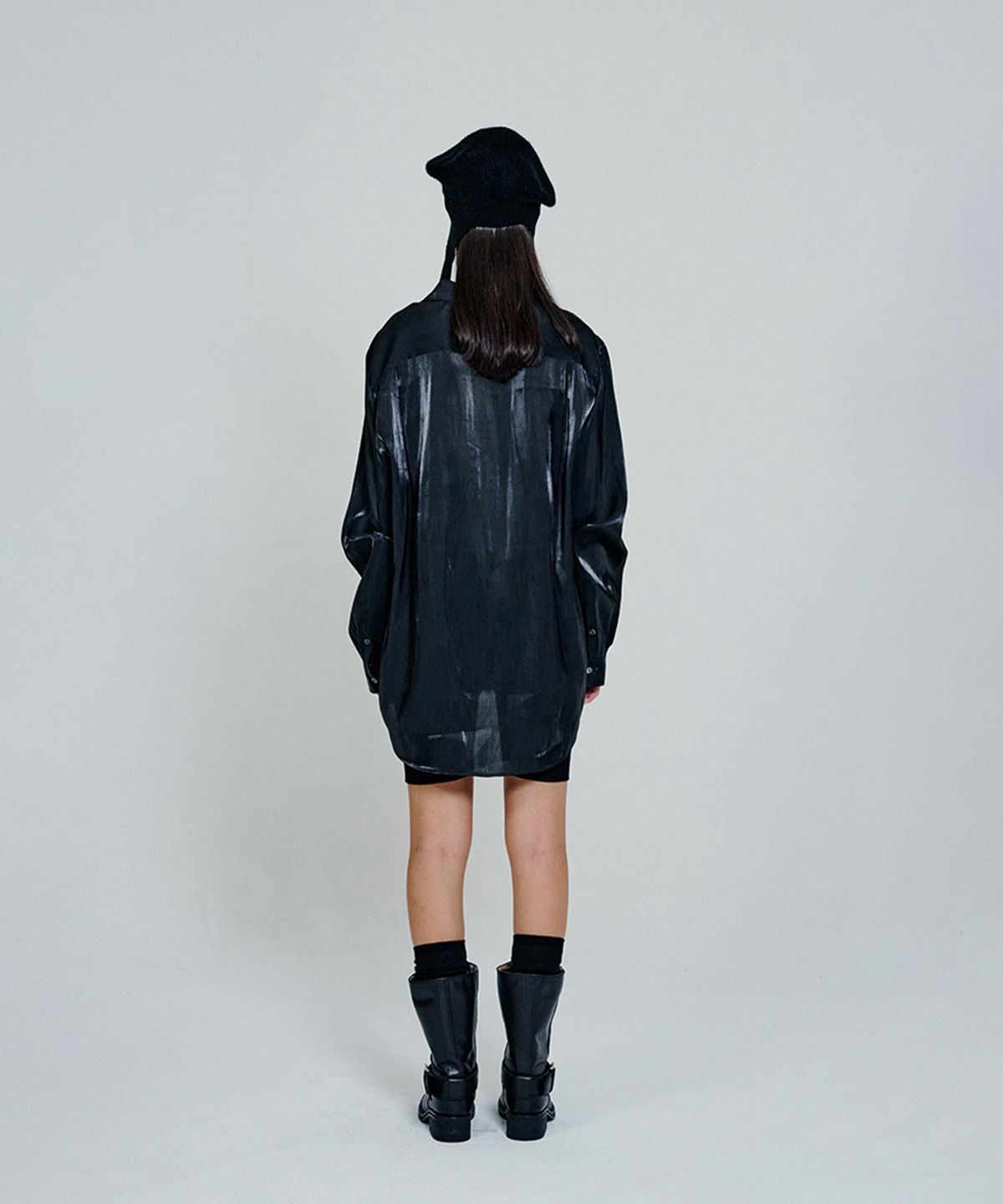 더애틋(THE AÉTUT) Glow Satin Shirt_Black