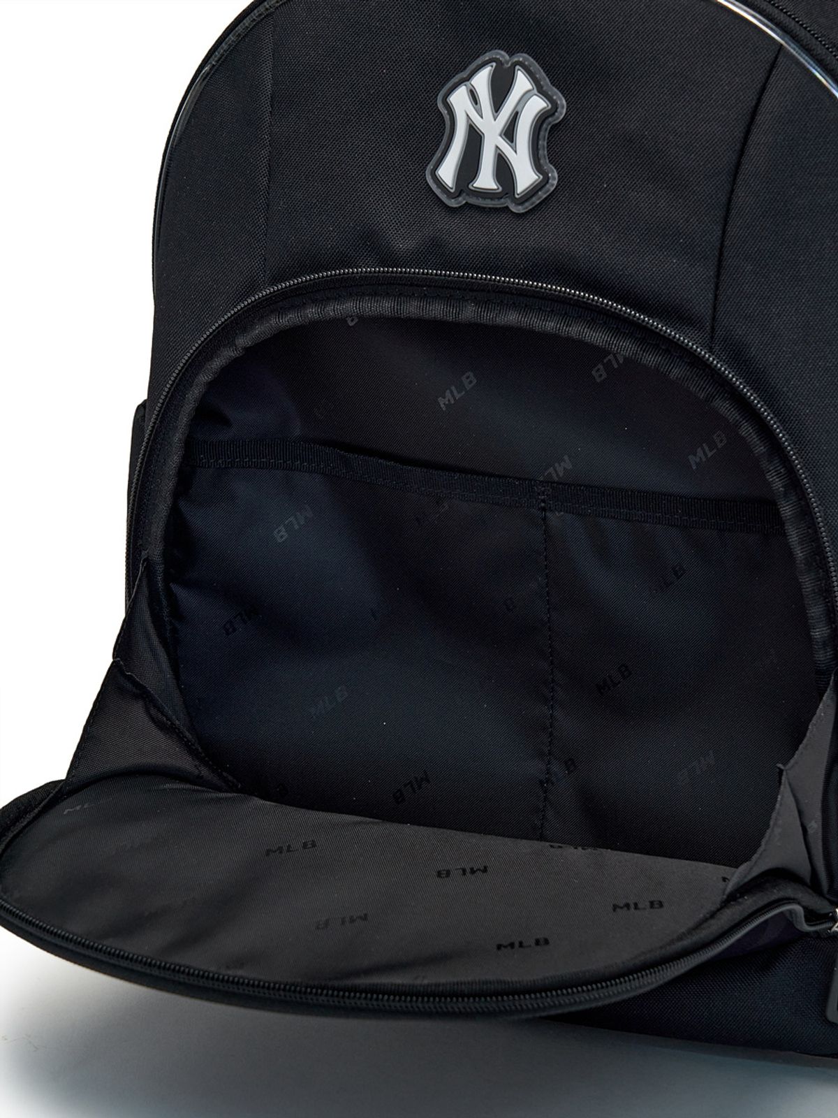 엠엘비 키즈(MLB KIDS) LED + 렌티큘러 책가방 세트 NY (Black)