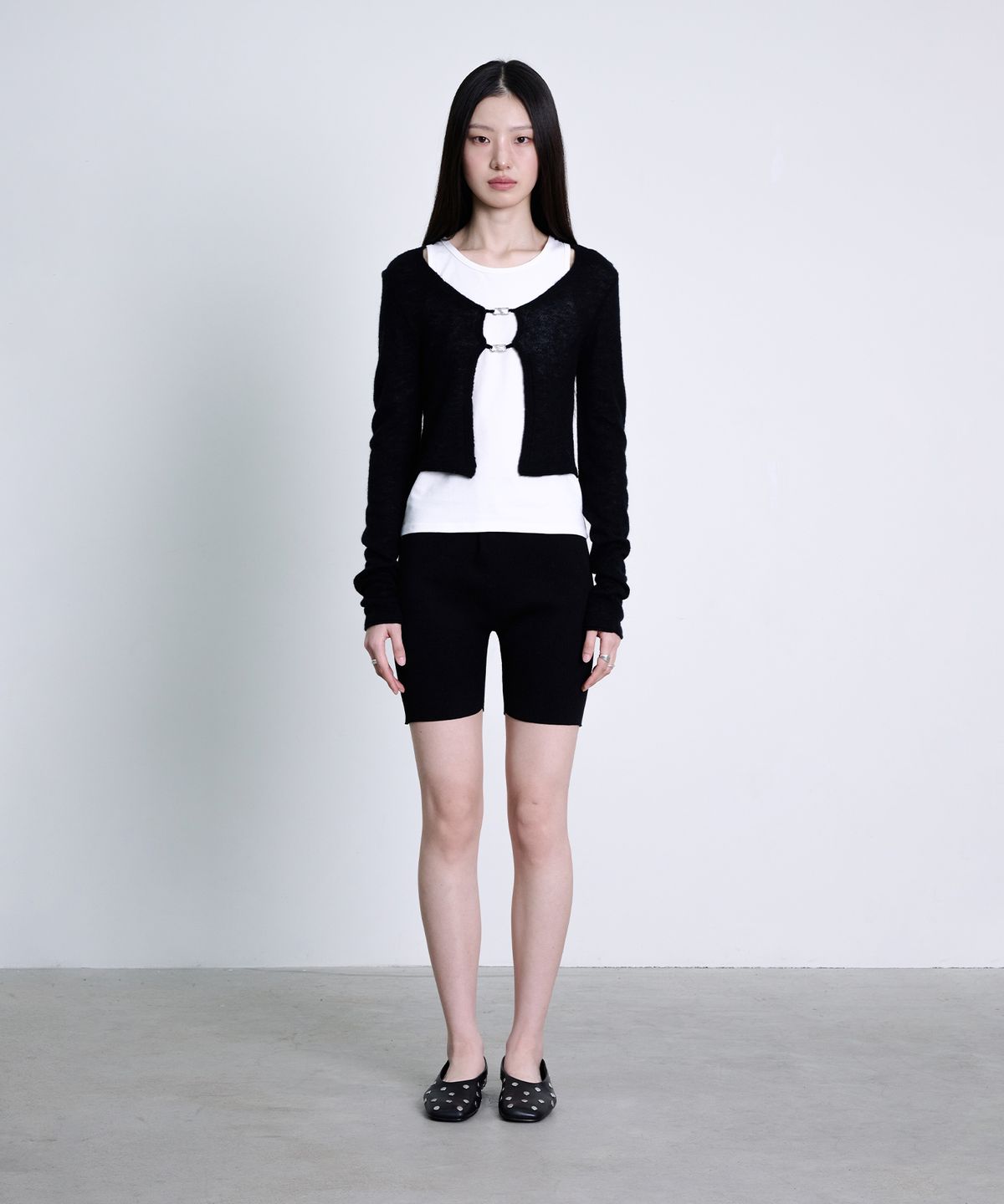 더애틋(THE AÉTUT) Ribbed Knit Biker Shorts_Black