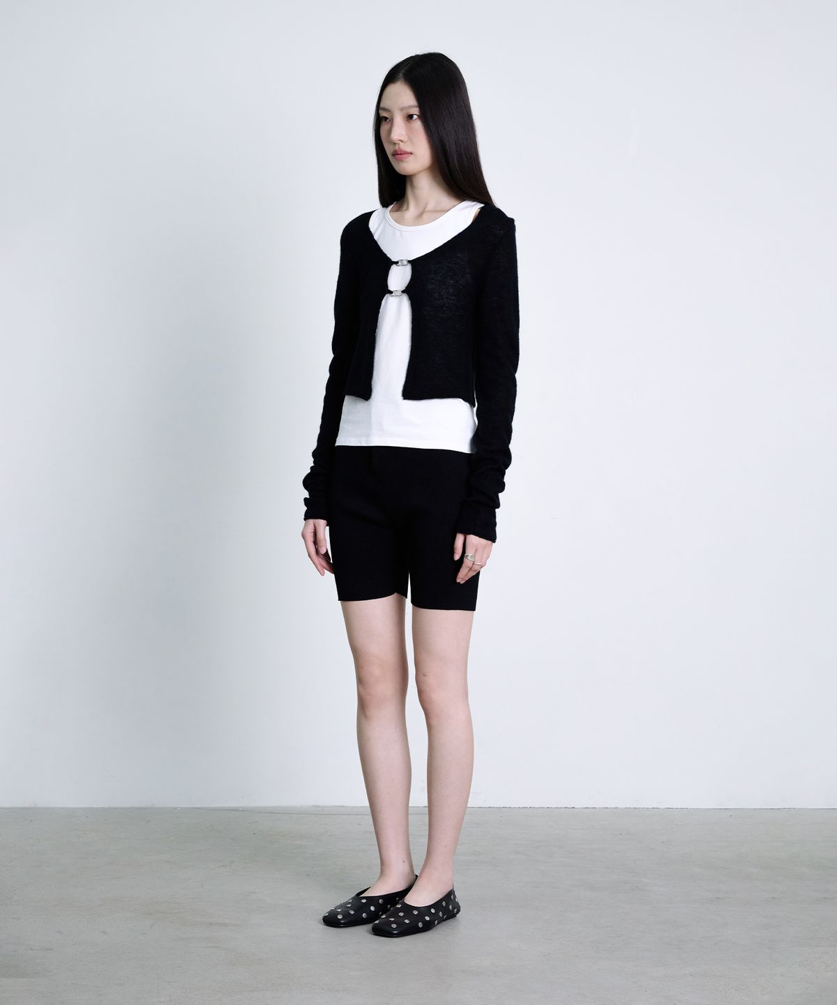 더애틋(THE AÉTUT) Ribbed Knit Biker Shorts_Black