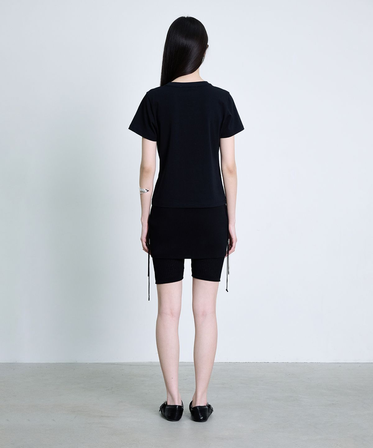 더애틋(THE AÉTUT) Skirt-Layered Knit Shorts_Black