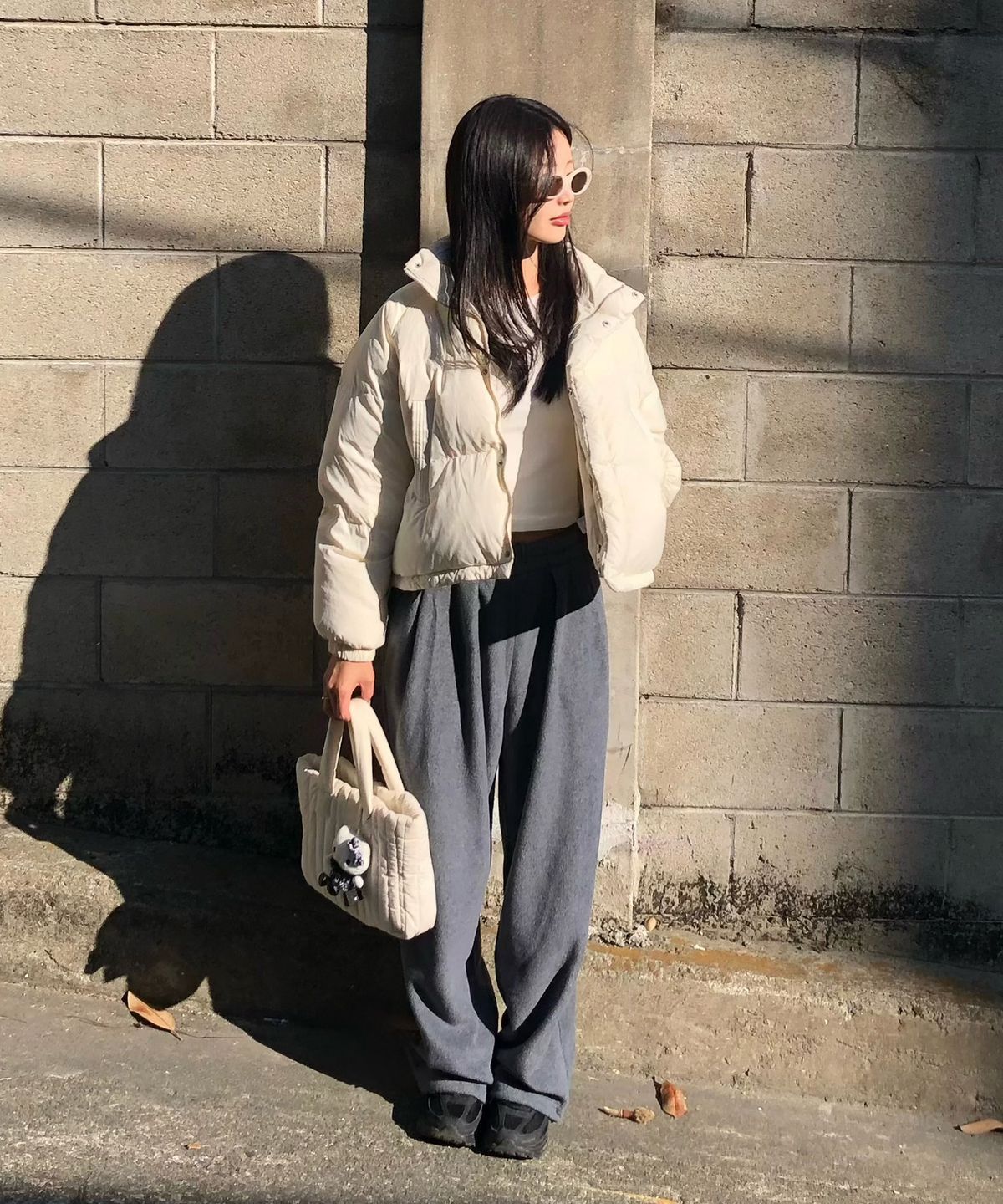 마조네(MA JOURNÉE) PLEATS TUCK WIDE FLEECE PANTS_CHARCOAL
