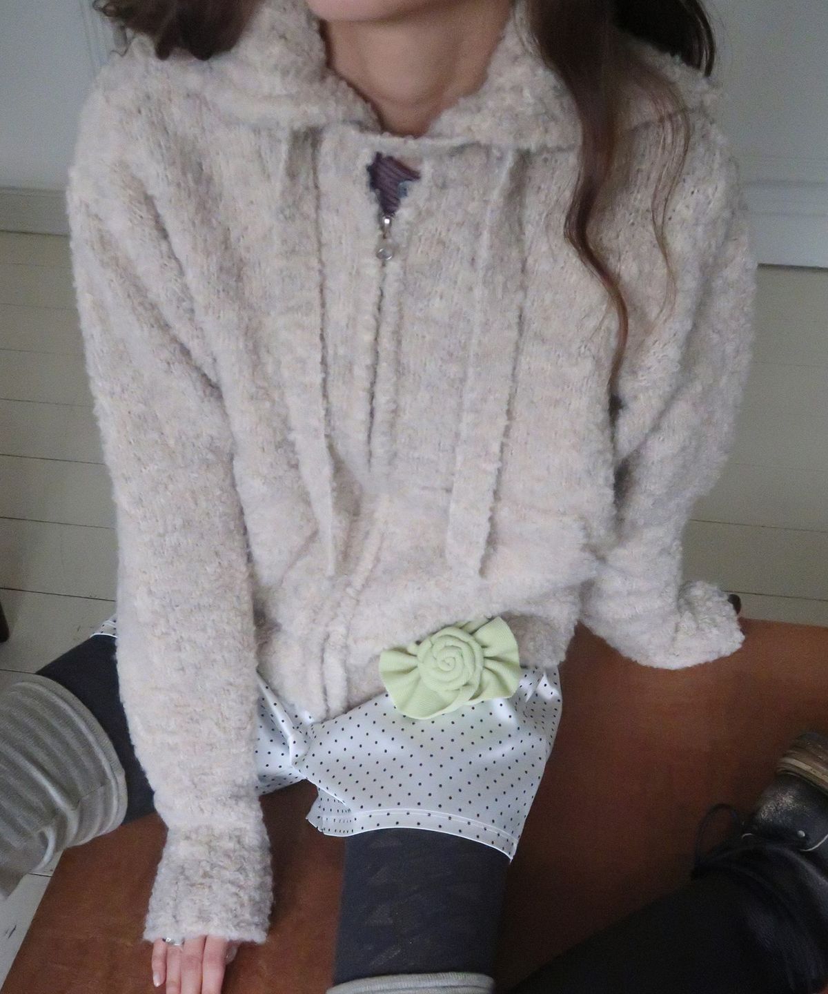 마조네(MA JOURNEE) TIE SET COZY BOUCLE KNIT ZIP-UP_OATMEAL
