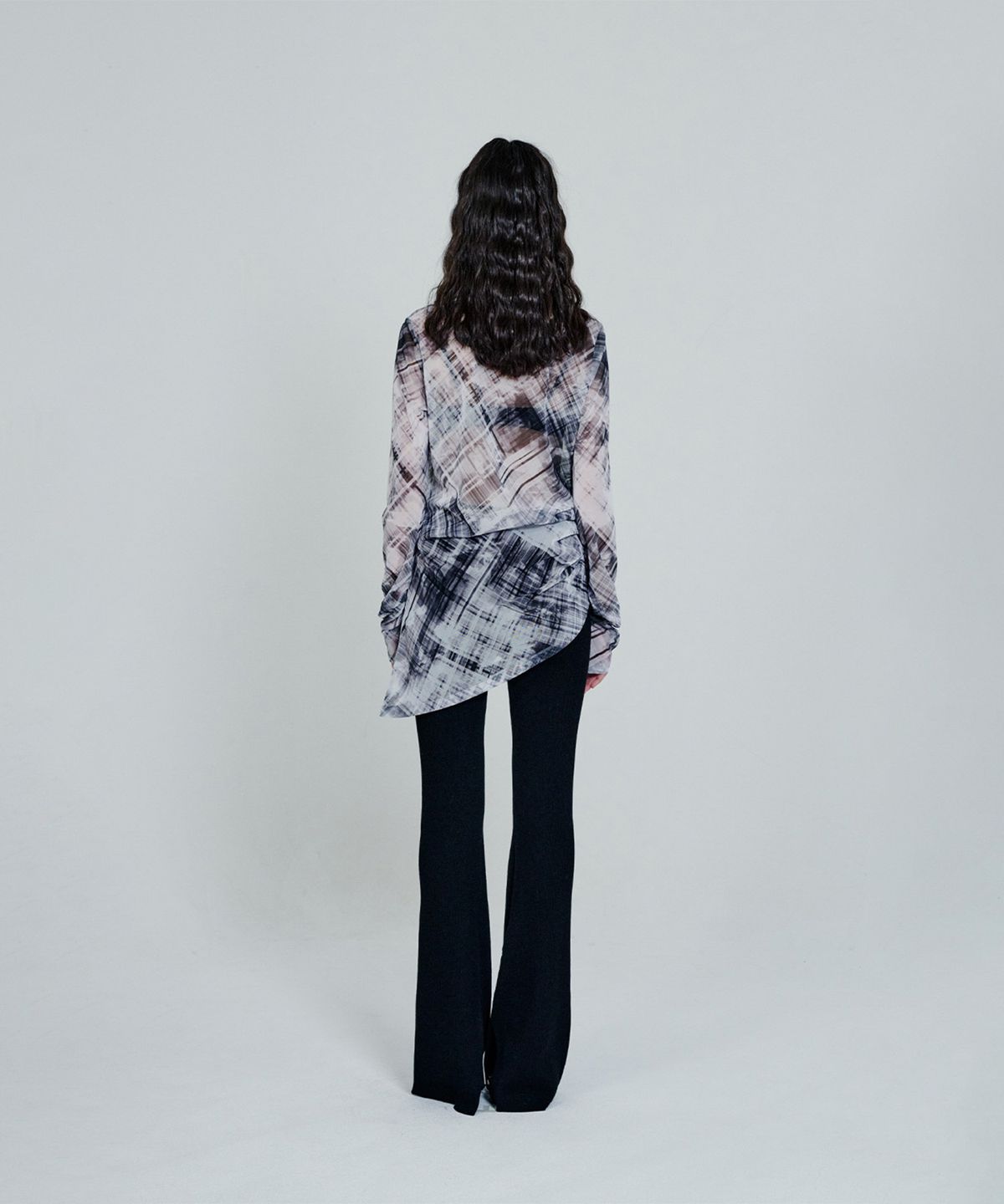 더애틋(THE AÉTUT) Check Mesh Long Sleeve T-Shirt_Grey