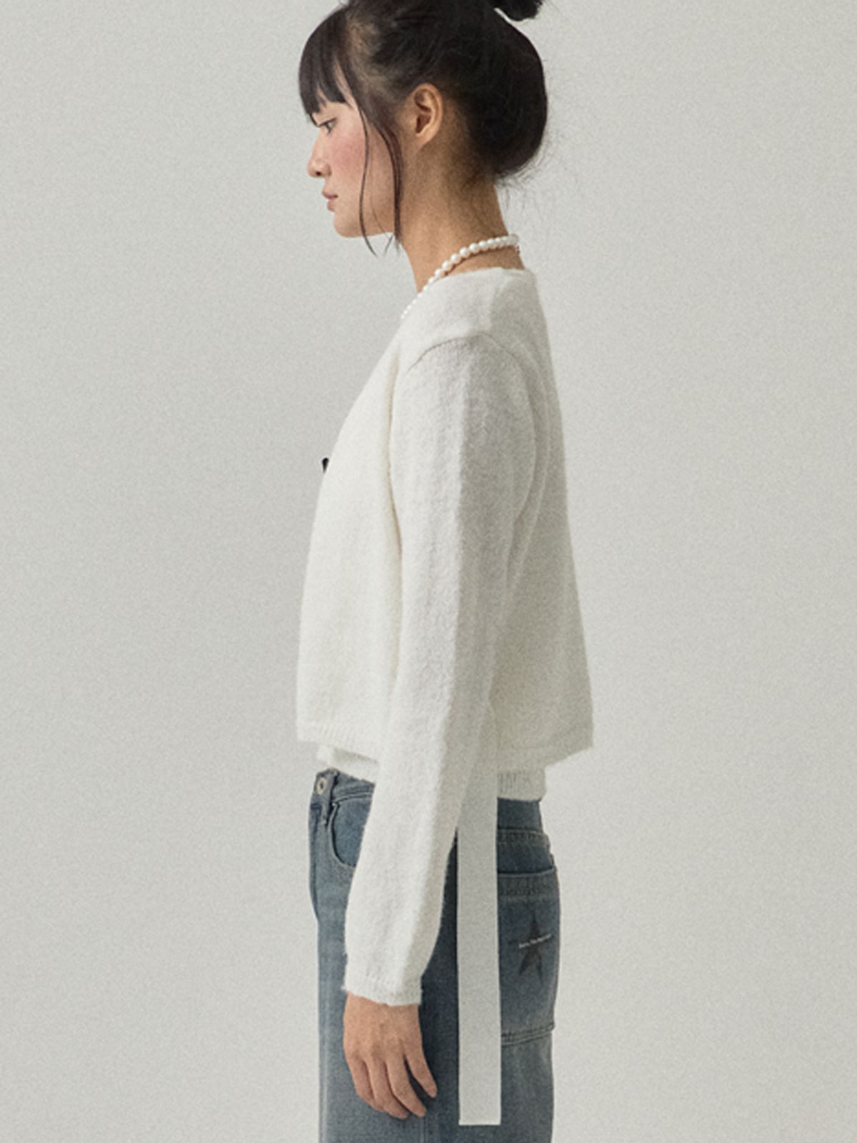 쏘리, 투 머치 러브(SORRY, TOO MUCH LOVE) Ribbon Crop Knit Cardigan Set-up_Ivory