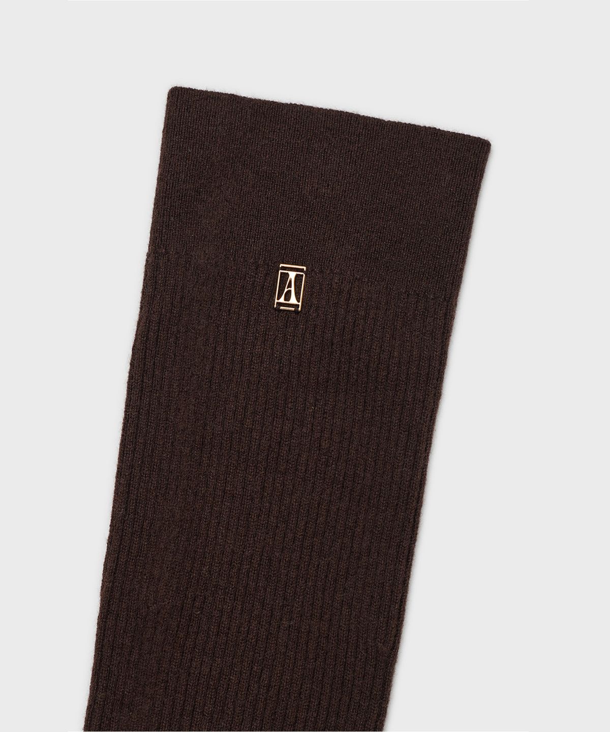 더애틋(THE AÉTUT) Ribbed Cashmere Leg Warmers_Brown
