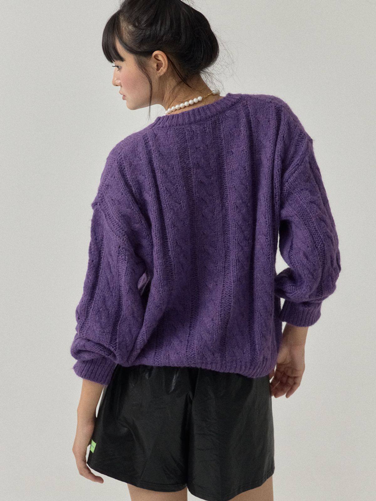 쏘리, 투 머치 러브(SORRY, TOO MUCH LOVE) Classic Cable Wool Blend Knit_Purple