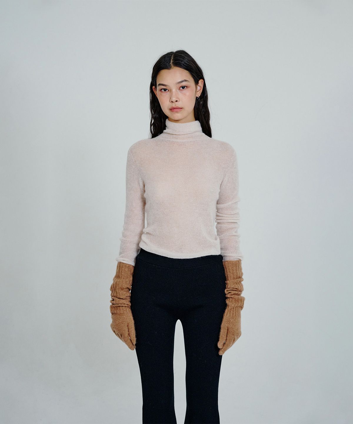 더애틋(THE AÉTUT) Long Cashmere Gloves_Camel