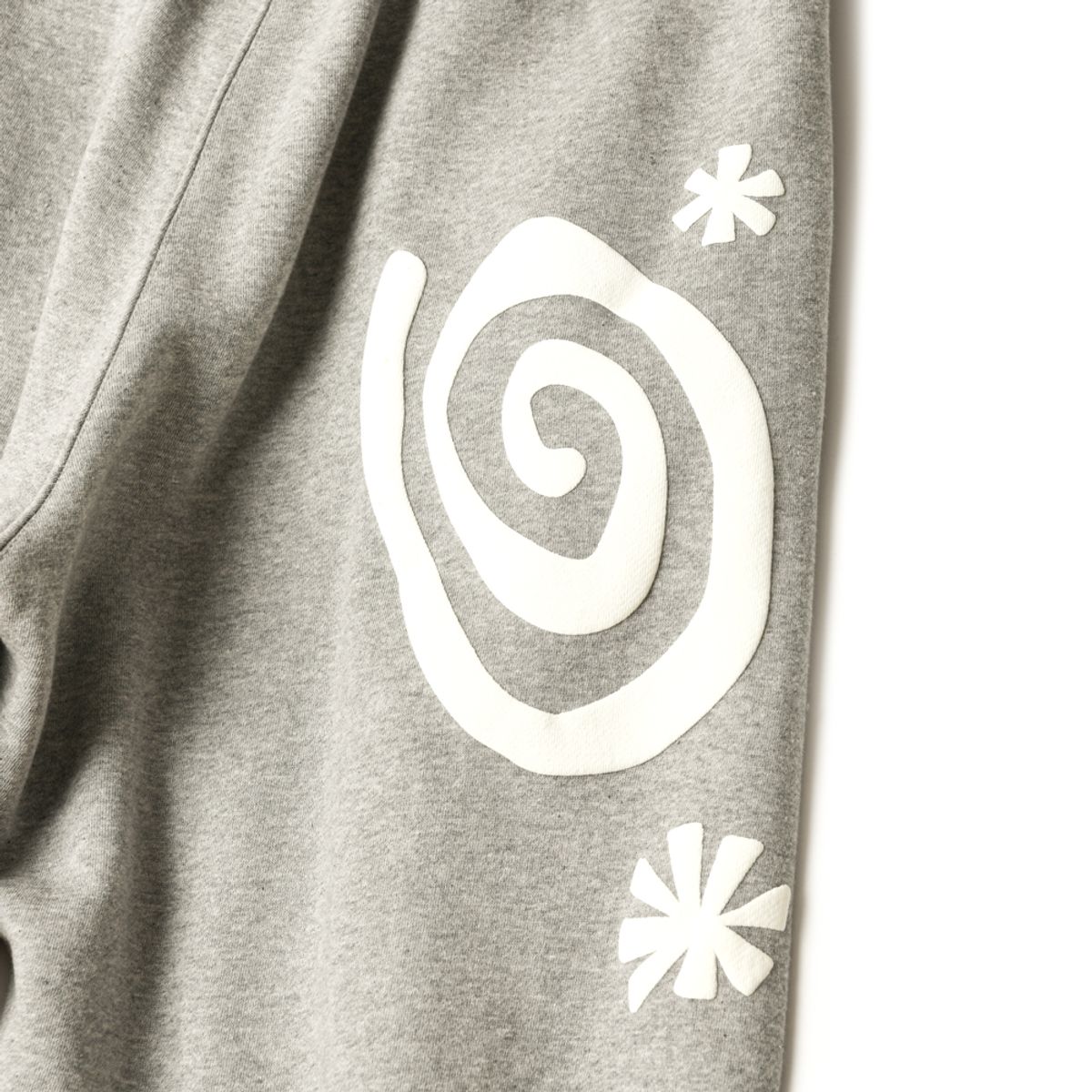 아모우(AMOU) Molly One Tuck Sweat Pants MELANGE