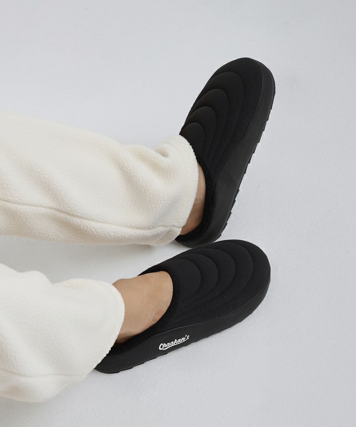착한구두(CHAAKAN) [UNISEX] 몰리스 퍼안감 퀼팅 패딩 슬리퍼