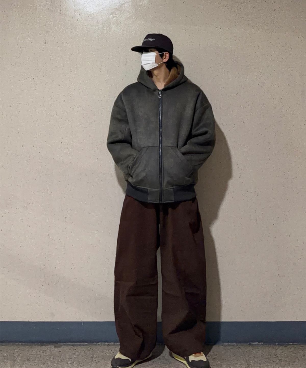 지크립(GCLIP) 기모 브라운 커브드 절개라인 와이드 코튼 면팬츠