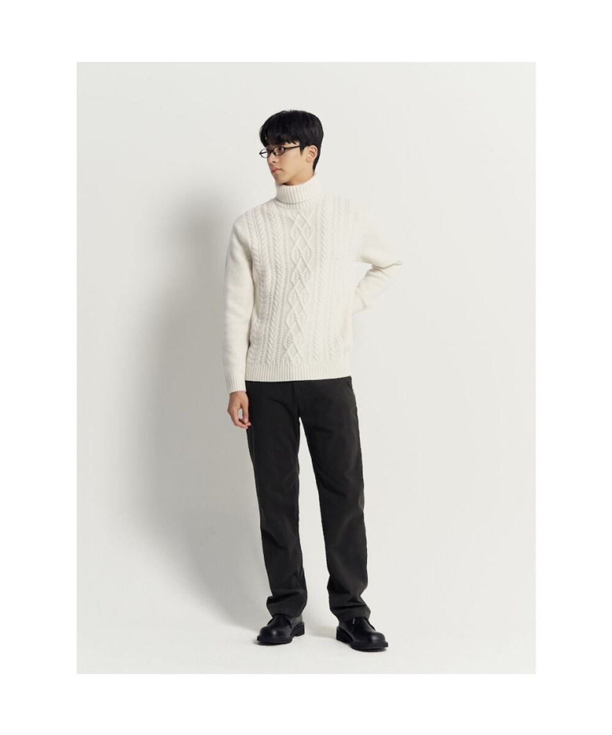 빈폴 멘(BEANPOLE MEN) 아란 터틀넥 니트  아이보리