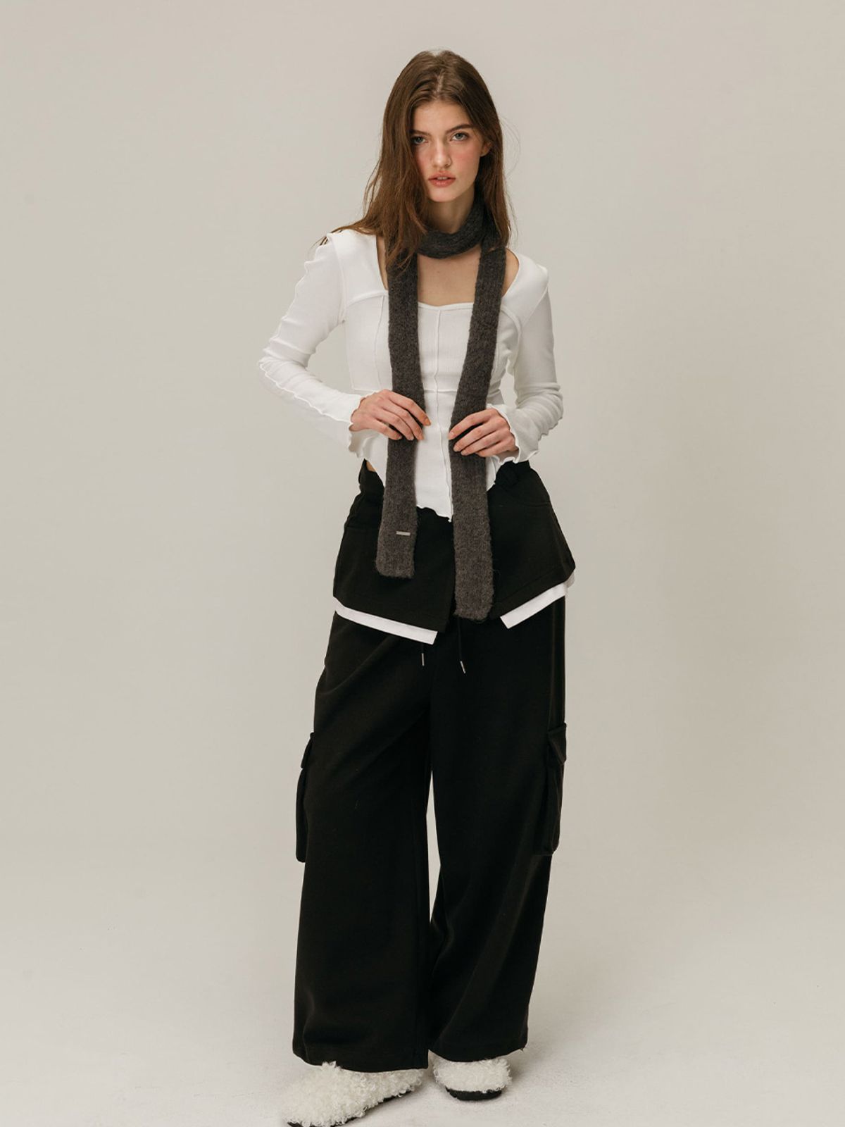 모이페어(MOIFAIRE) CARGO LAYERED SKIRT PANTS / BLACK