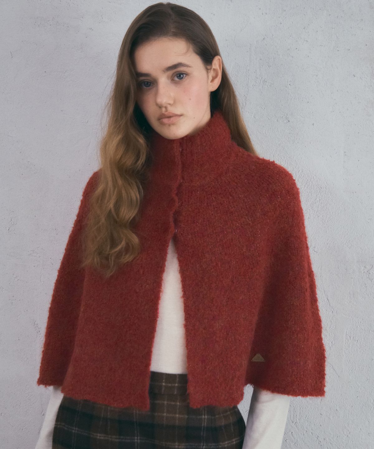 아우어노스텔지아(OURNOSTALGIA) Woolberry Cape Knit_Berry Red(OC25-KN27)