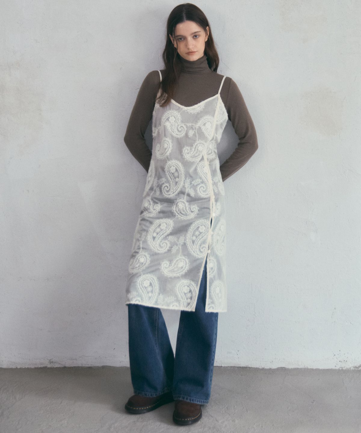 아우어노스텔지아(OURNOSTALGIA) Hairy Button Layered Dress_Ivory(O25-OPS06)