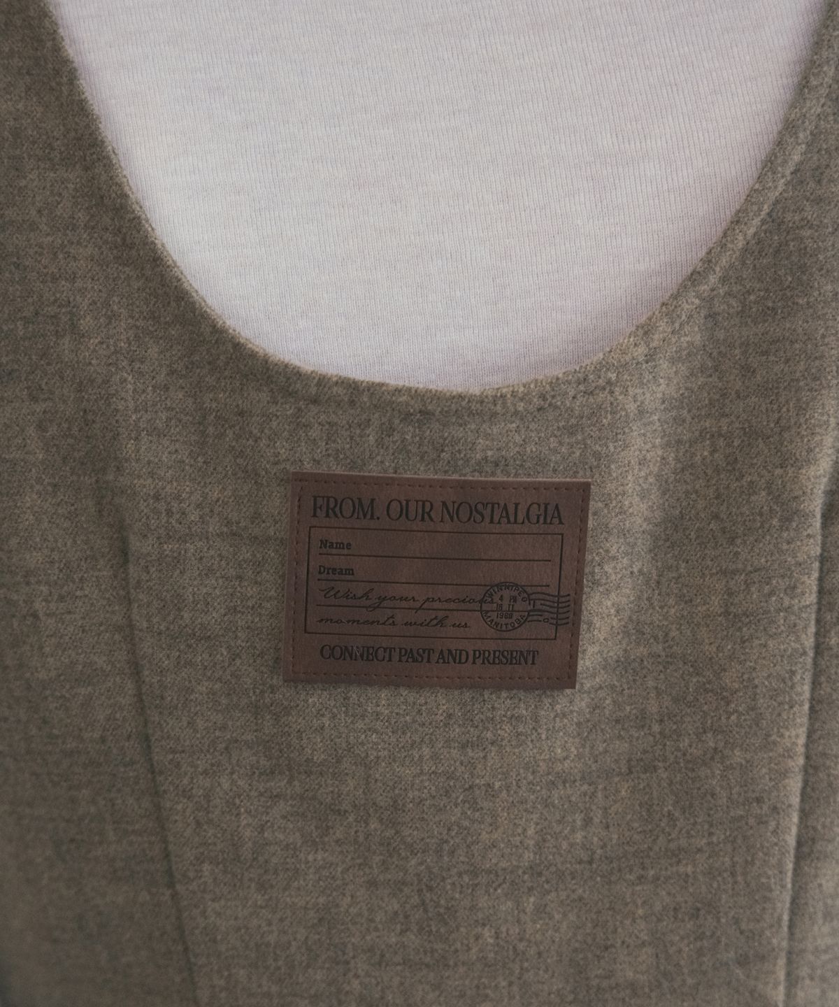 아우어노스텔지아(OURNOSTALGIA) Dusty belted wrap Dress_Warm Beige(O25-OPS08)