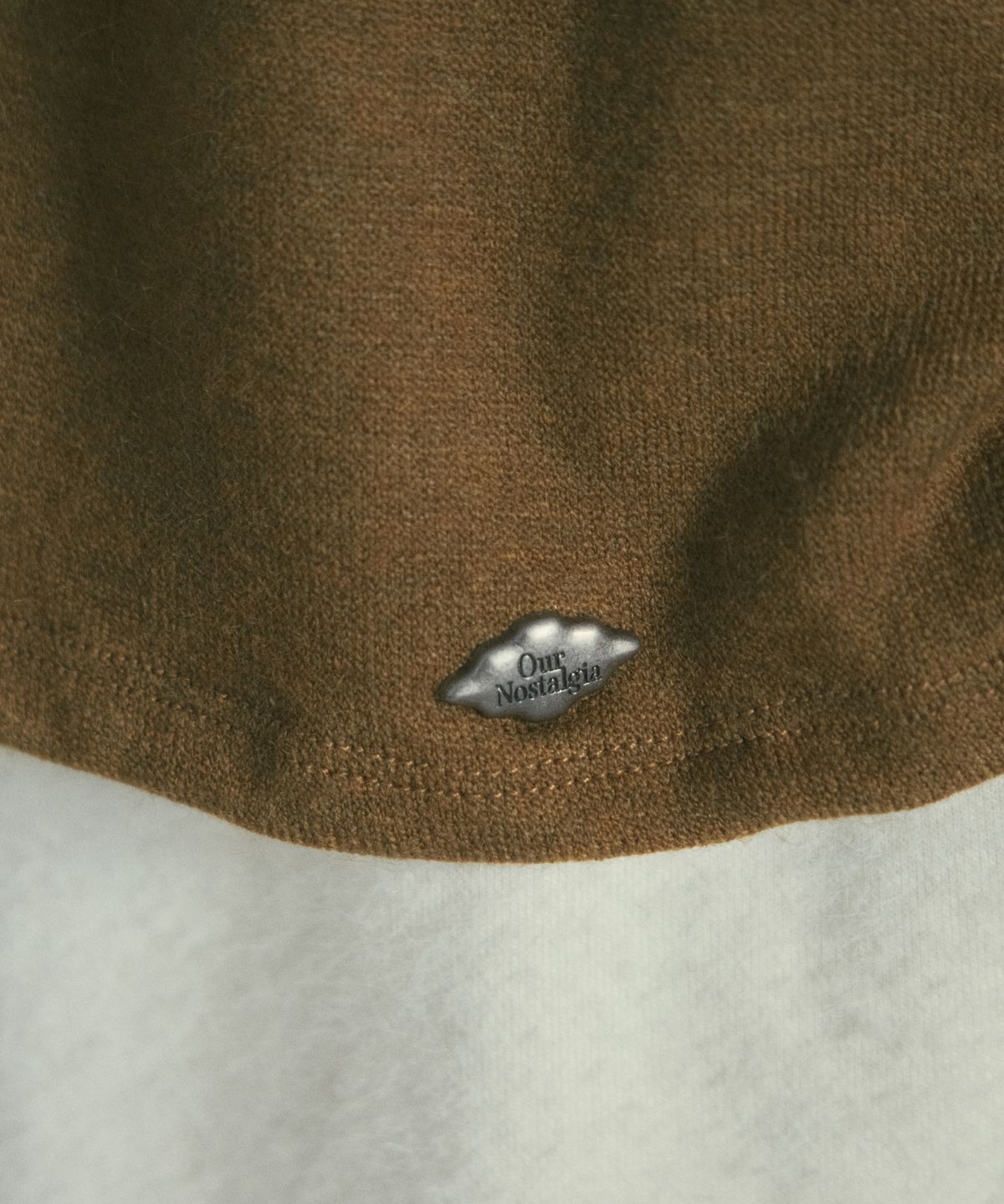 아우어노스텔지아(OURNOSTALGIA) Layered Turtleneck T-shirt_Olive Khaki(O25-TP29)