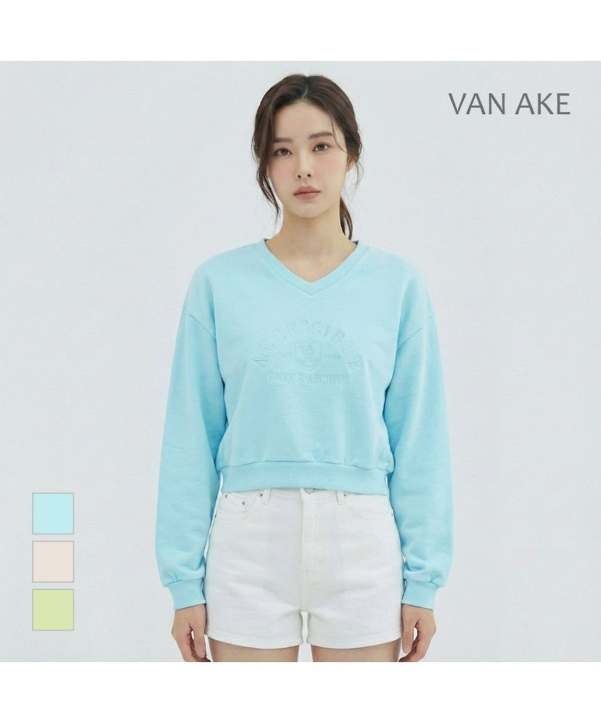 반에이크(VANAKE) 레터링 자수 티셔츠_VB34TSQ305Z