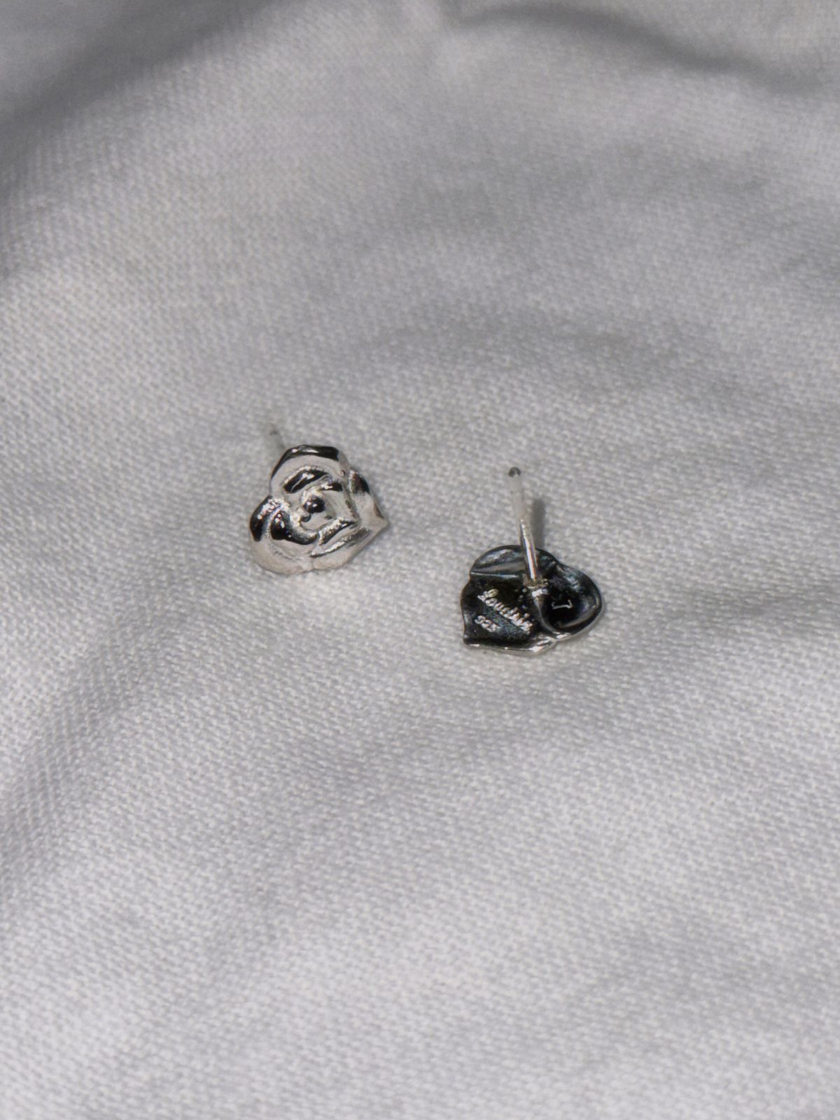 러브트릭스(LOVETRIX) silver925 heart rose earring