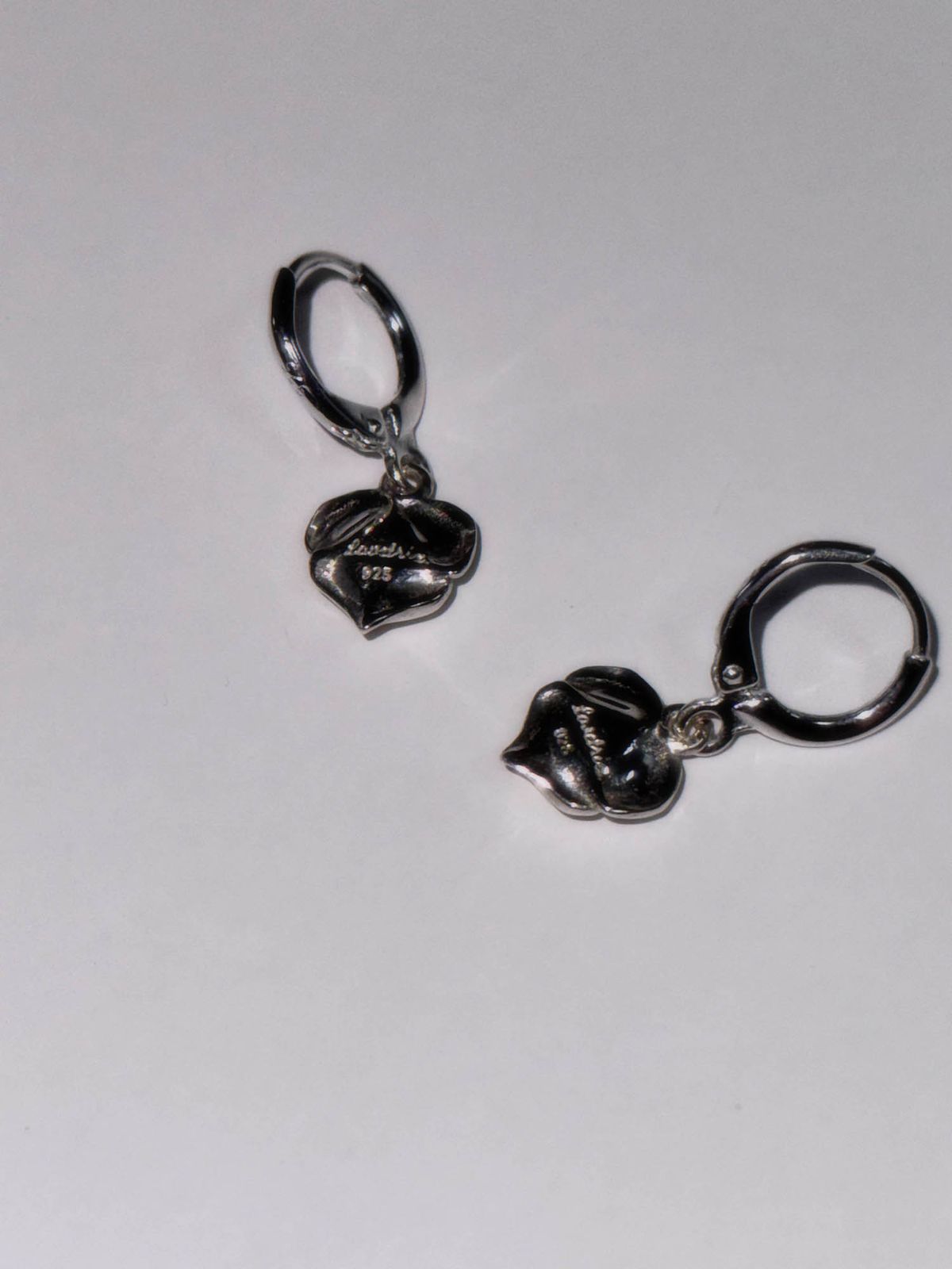 러브트릭스(LOVETRIX) silver925 heart rose drop earring
