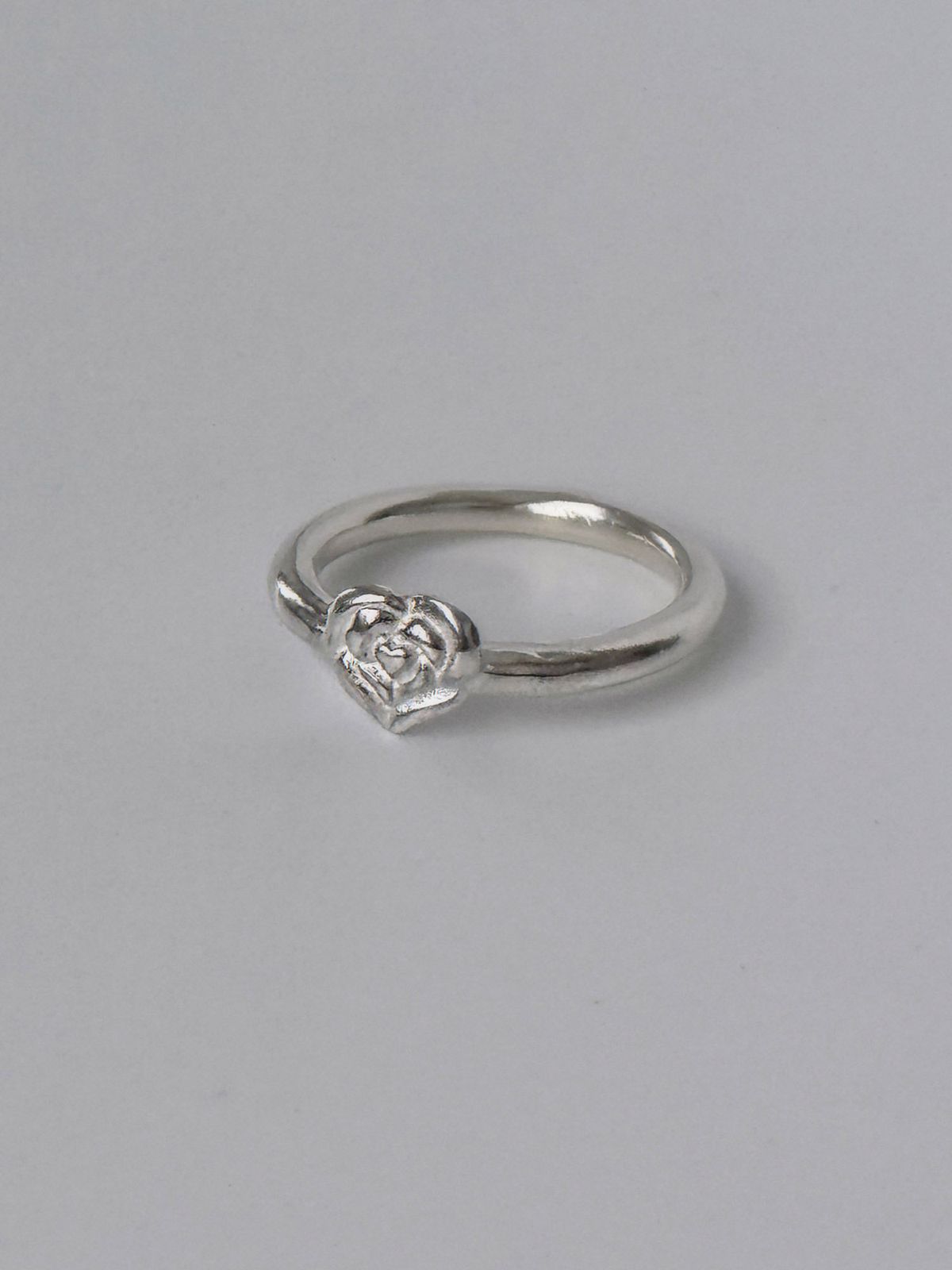 러브트릭스(LOVETRIX) silver925 heart rose ring
